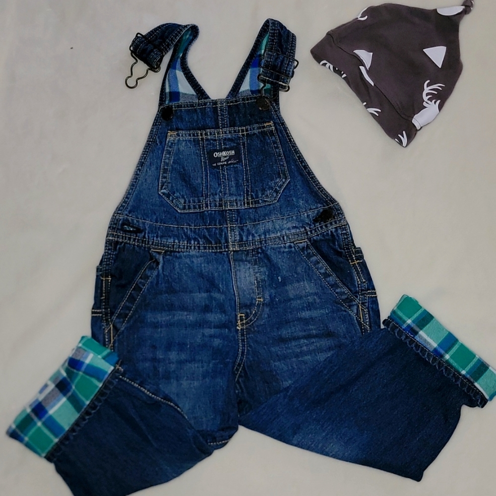 BNWOT OSHKOSH B'GOSH OVERALLS SZ 2t